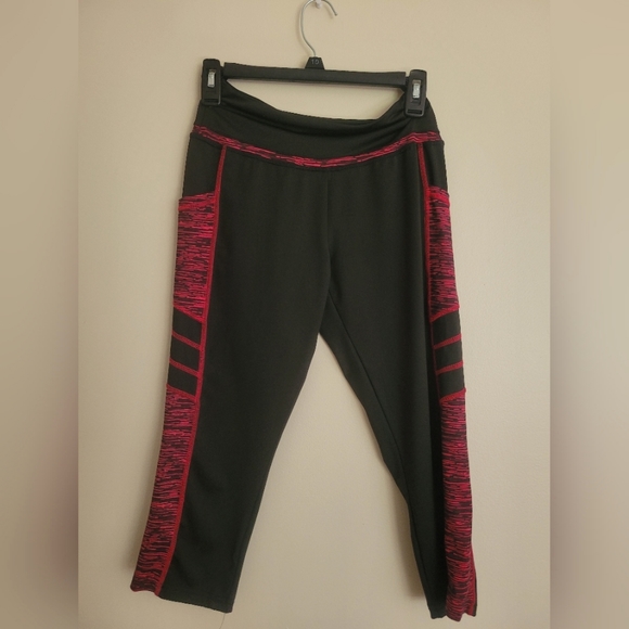 Sugar Pocket Leggings - Picture 1 of 5